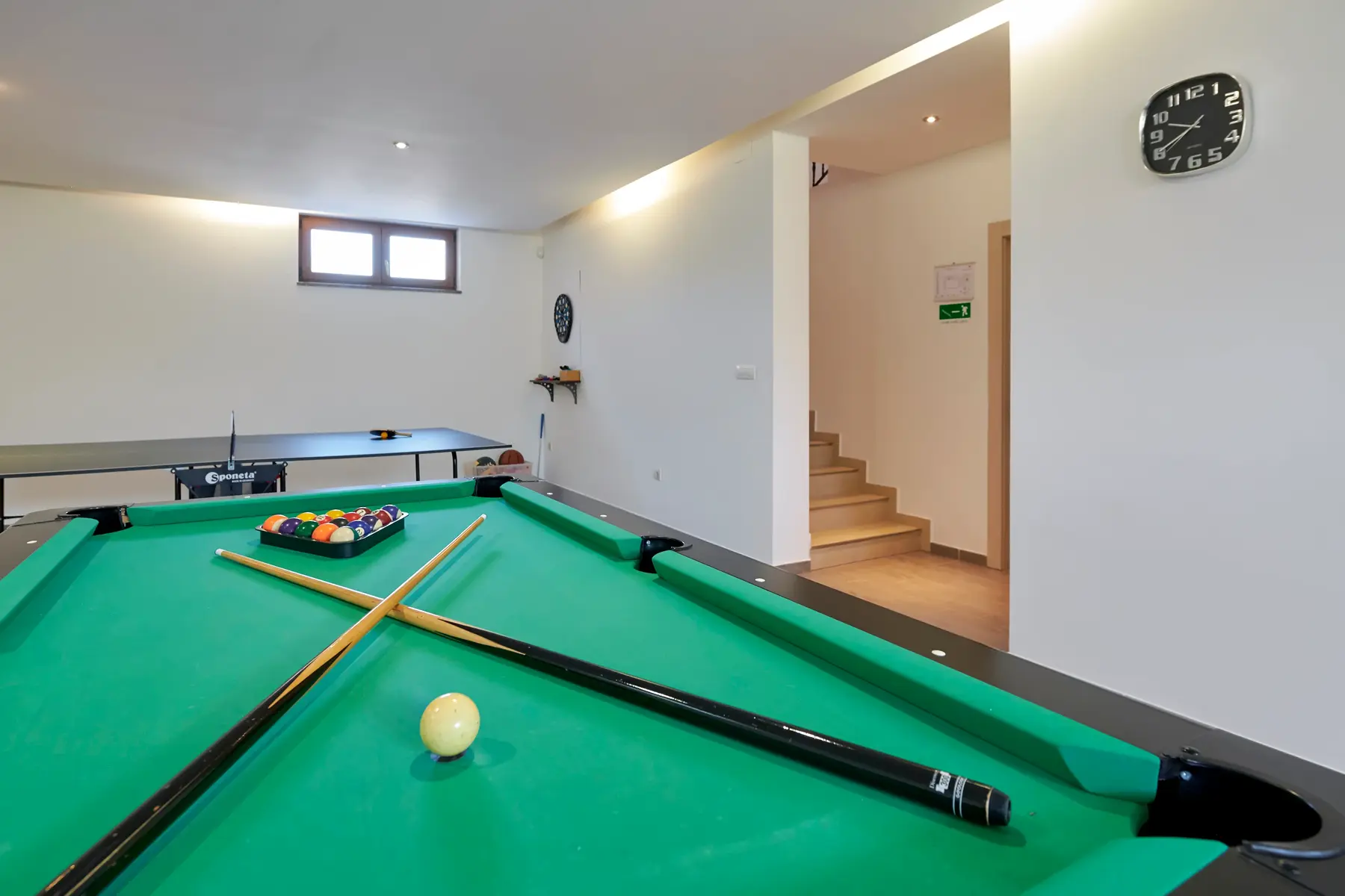 Billardtisch im Freizeitbereich der Villa – Villa Štokovci, Ferienhaus in Istrien
